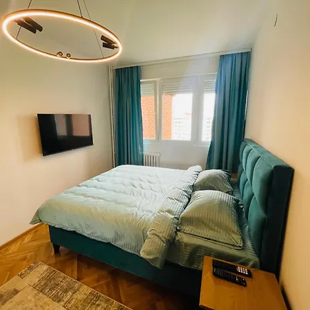 Like Home3 Βελιγράδι