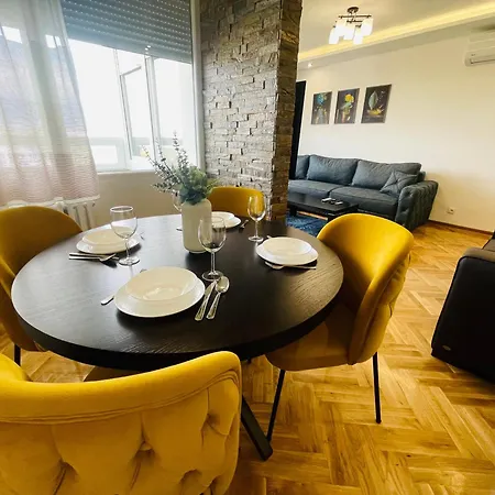 Like Home3 Διαμέρισμα Βελιγράδι